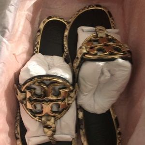 Tory burch sandals